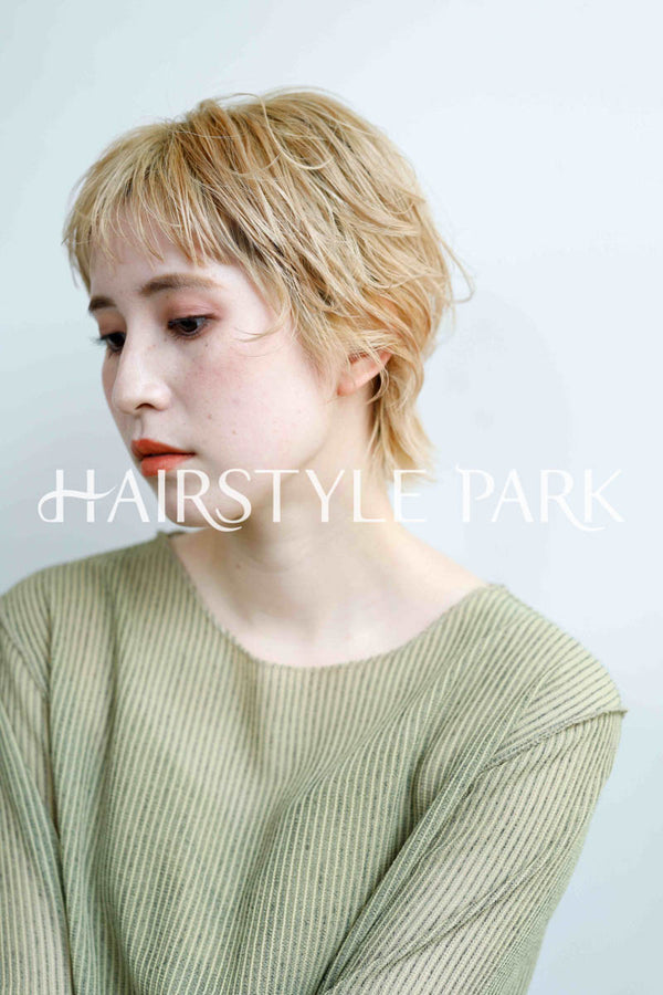 ヘアスタイル写真PhotoNo:233-1 (3) [ショートベリーショートショートウルフレディース,カジュアル外国人風カット,カラー,ダブルカラー, ]