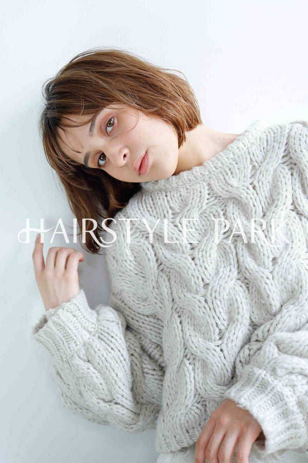ヘアスタイル写真PhotoNo:235-1 (24) [ミディアムミニボブ,ボックスボブ,切りっぱなしボブ,レディースモテ・愛され,カジュアル,クール / かっこいい,外国人風カット,カラー,パーマダブルカラー,切りっぱなし ]