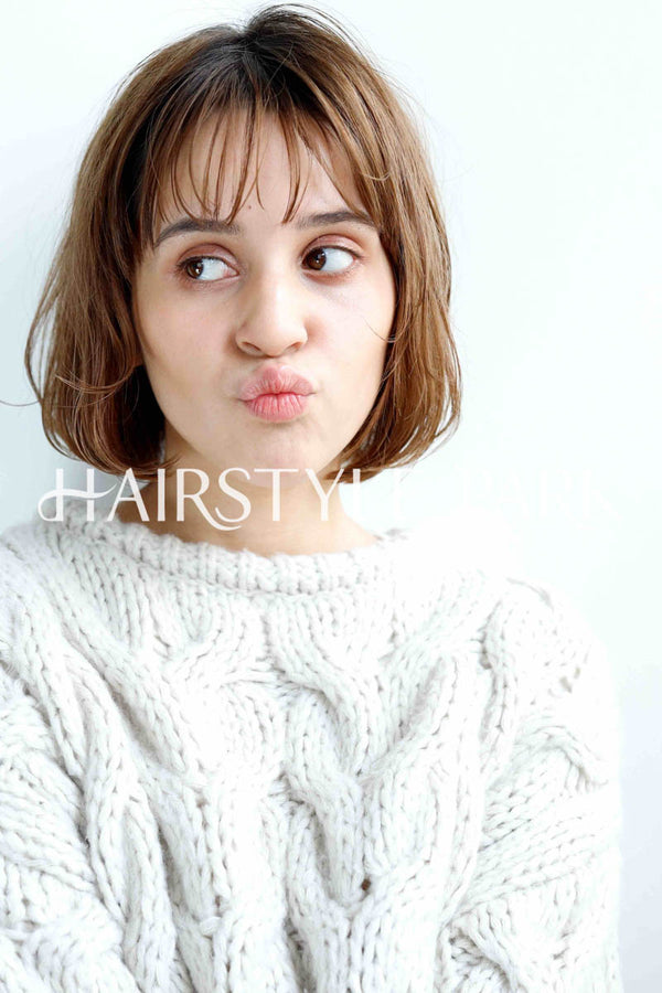 ヘアスタイル写真PhotoNo:235-1 (25) [ミディアムミニボブ,ボックスボブ,切りっぱなしボブ,レディースモテ・愛され,カジュアル,クール / かっこいい,外国人風カット,カラー,パーマダブルカラー,切りっぱなし ]