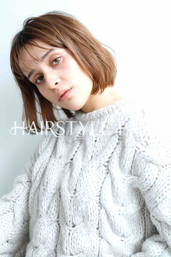 ヘアスタイル写真PhotoNo:235-1 (4) [ミディアムミニボブ,ボックスボブ,切りっぱなしボブ,レディースモテ・愛され,カジュアル,クール / かっこいい,外国人風カット,カラー,パーマダブルカラー,切りっぱなし ]