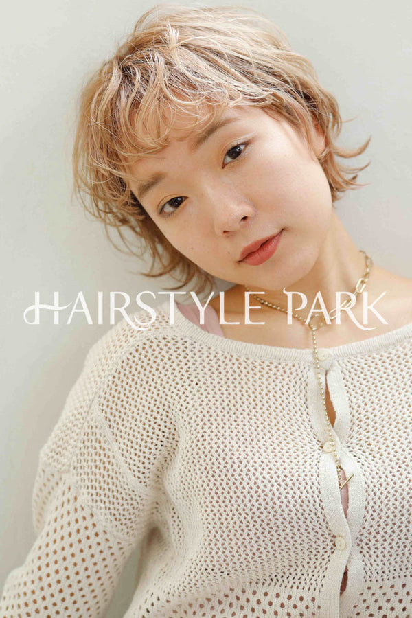ヘアスタイル写真PhotoNo:237-2 (12) [ショートベリーショート,ミニボブ,レディース,カジュアル,クール / かっこいい,外国人風カット,カラー,パーマダブルカラー, ]