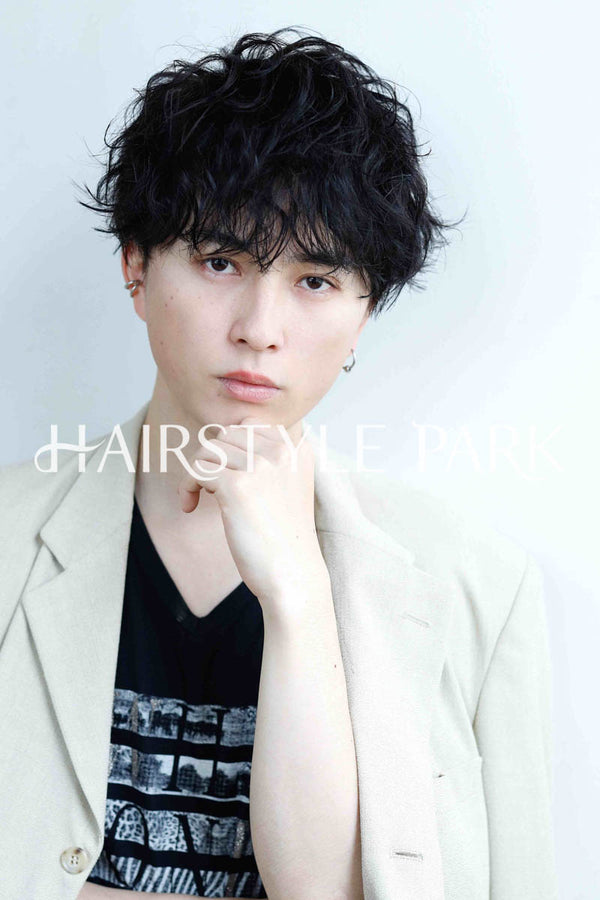 ヘアスタイル写真PhotoNo:238-1 (4) [ショートレディースモードクール / かっこいい,カットパーマ, ]