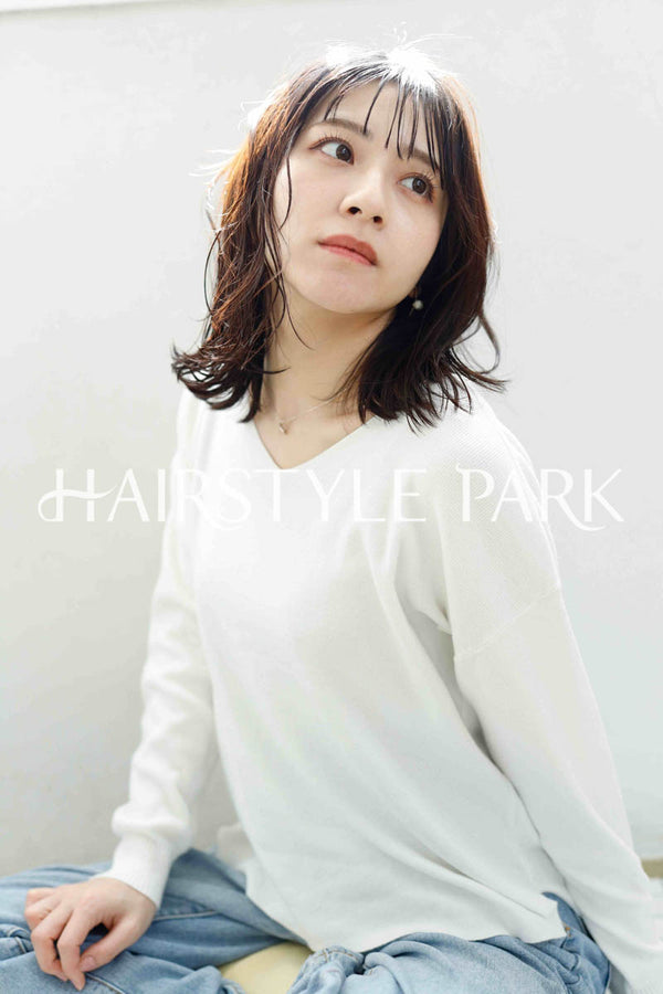 ヘアスタイル写真PhotoNo:239-1 (7) [ミディアムレイヤーミディアム,レディース,ナチュラル,モテ・愛され,カット, ]