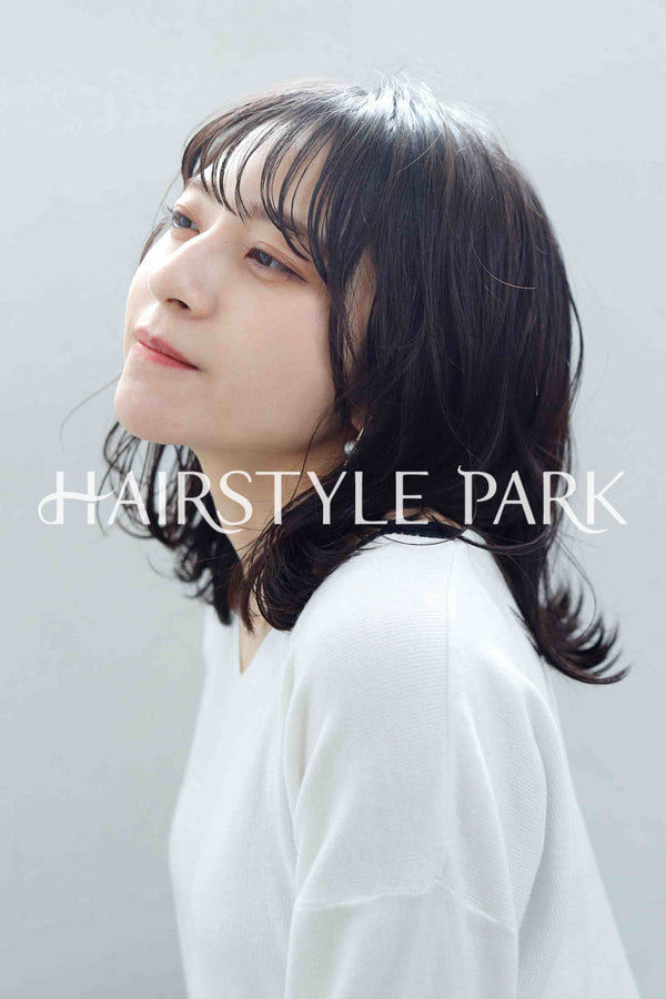 ヘアスタイル写真PhotoNo:239-2 (4) [ミディアムレイヤーミディアム,レディース,ナチュラル,モテ・愛され,カット, ]