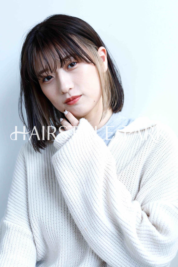ヘアスタイル写真PhotoNo:240-1 (1) [ミディアム切りっぱなしボブ,ロブレディース,ナチュラル,モテ・愛され,カジュアルカット,カラー切りっぱなし,くびれヘア,インナーカラー ]