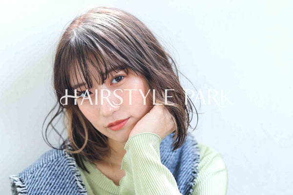 ヘアスタイル写真PhotoNo:240-2 (4) [ミディアム切りっぱなしボブ,ロブレディース,ナチュラル,モテ・愛され,カジュアルカット,カラー切りっぱなし,くびれヘア,インナーカラー ]