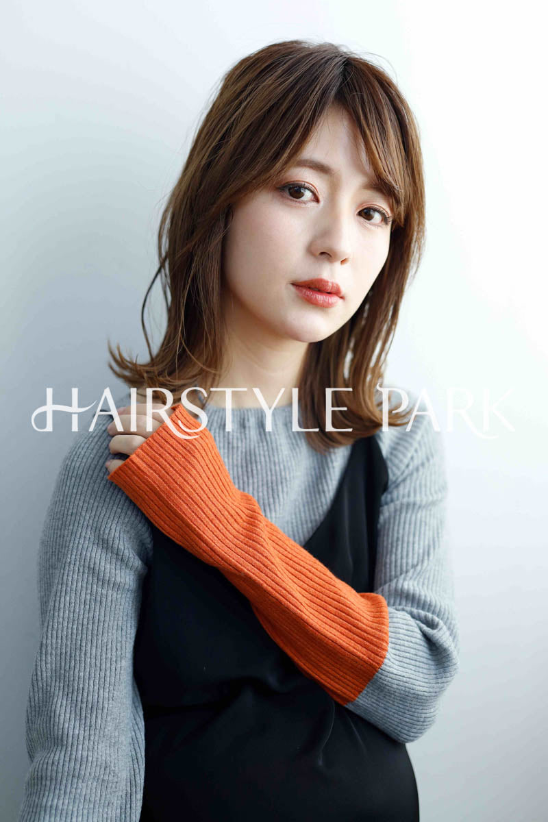 ヘアスタイル写真PhotoNo:243-1 (5) [ミディアム,ロング,切りっぱなしボブ,ロブレディース,ナチュラルオフィス / コンサバ,モテ・愛され,カット,カラー,くびれヘア, ]