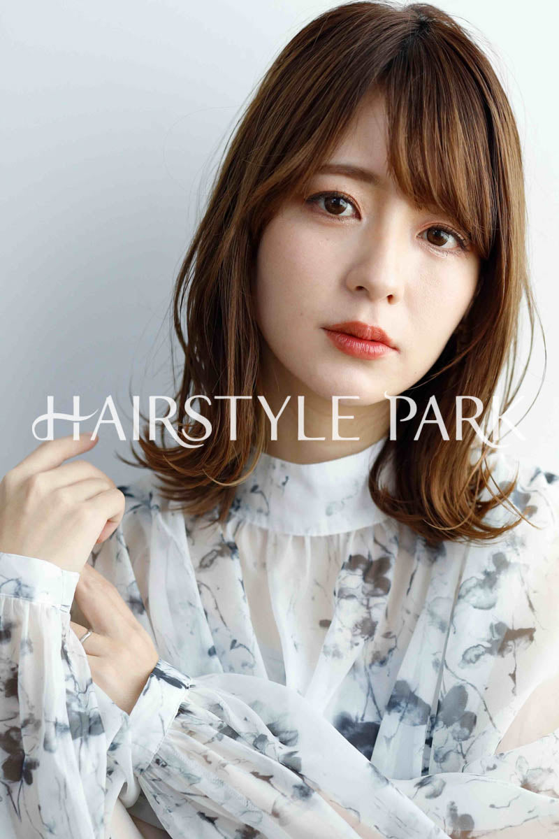 ヘアスタイル写真PhotoNo:243-2 (11) [ミディアム,ロング,切りっぱなしボブ,ロブレディース,ナチュラルオフィス / コンサバ,モテ・愛され,カット,カラー,くびれヘア, ]
