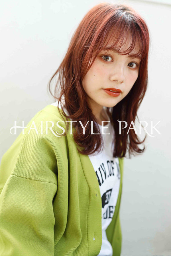 ヘアスタイル写真PhotoNo:244-2 (1) [ロングレイヤーロングレディース,ナチュラル,モードクール / かっこいい,カット,カラー ]