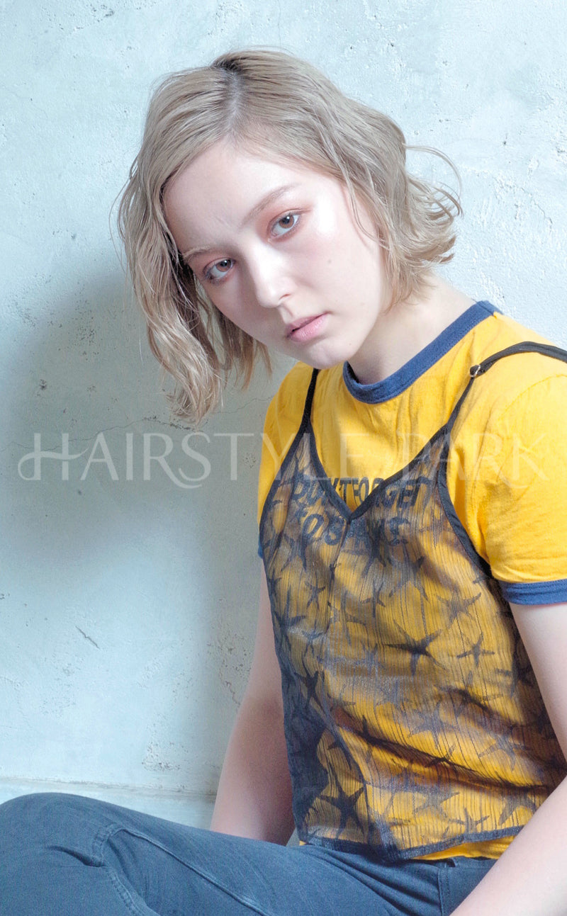 ヘアスタイル写真PhotoNo:25-1 (4)[ミディアム,レディース,カジュアル,カット,カラー,パーマ]