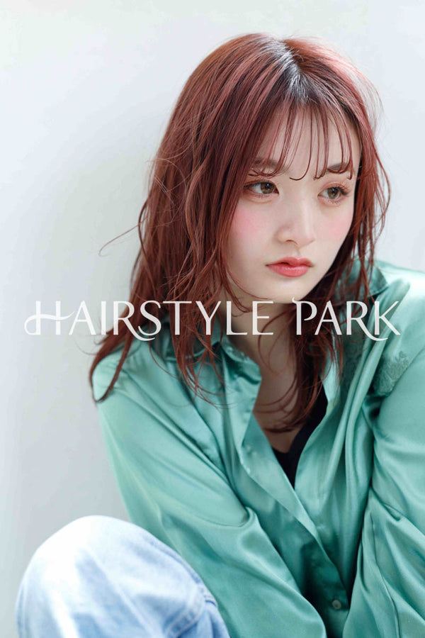 ヘアスタイル写真PhotoNo:251-2 (4) [ロングレイヤーロングレディースモード,オフィス / コンサバカジュアルカット,カラー,ダブルカラー, ]