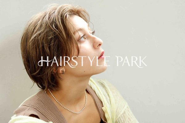 ヘアスタイル写真PhotoNo:254-1 (22) [ショートミディアムレイヤーショート,レディース,カジュアル,クール / かっこいい,外国人風カット,カラー,ダブルカラー, ]