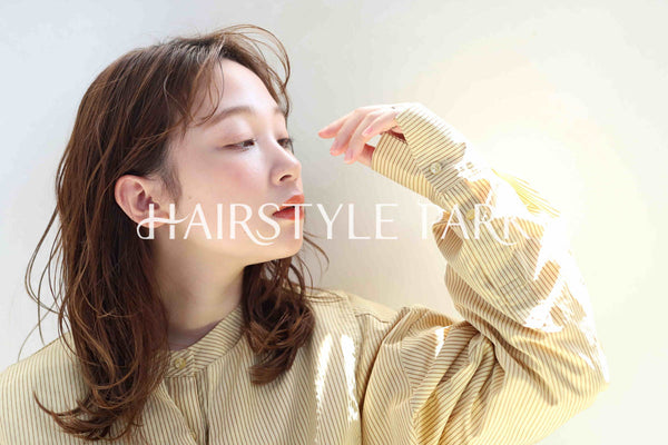 ヘアスタイル写真PhotoNo:259-2 (14) [ミディアム,ロングロブレディース,ナチュラル,モテ・愛され,カジュアルカット,カラー,パーマくびれヘア, ]