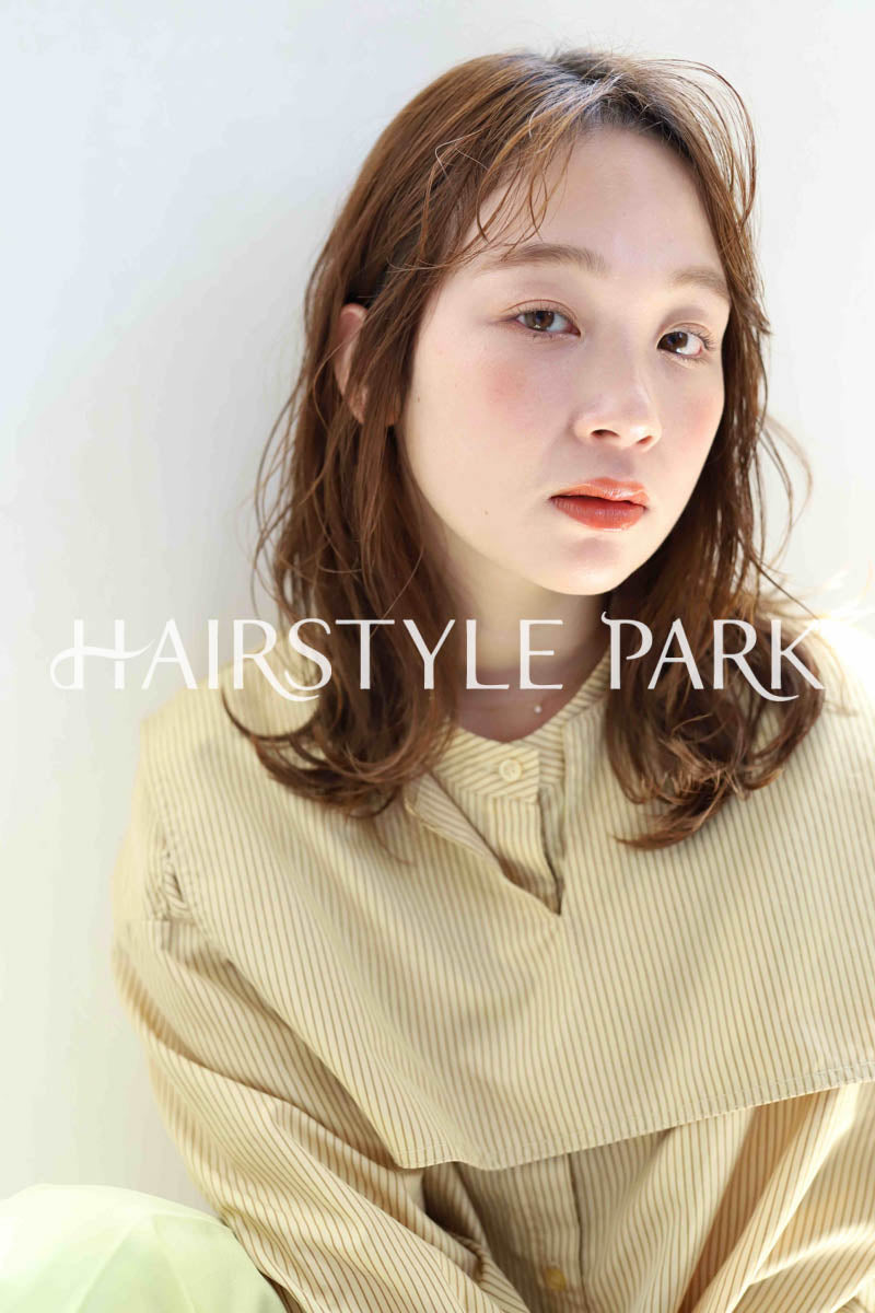 ヘアスタイル写真PhotoNo:259-2 (6) [ミディアム,ロングロブレディース,ナチュラル,モテ・愛され,カジュアルカット,カラー,パーマくびれヘア, ]