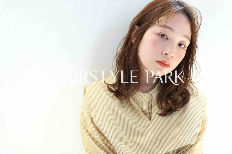 ヘアスタイル写真PhotoNo:259-2 (8) [ミディアム,ロングロブレディース,ナチュラル,モテ・愛され,カジュアルカット,カラー,パーマくびれヘア, ]
