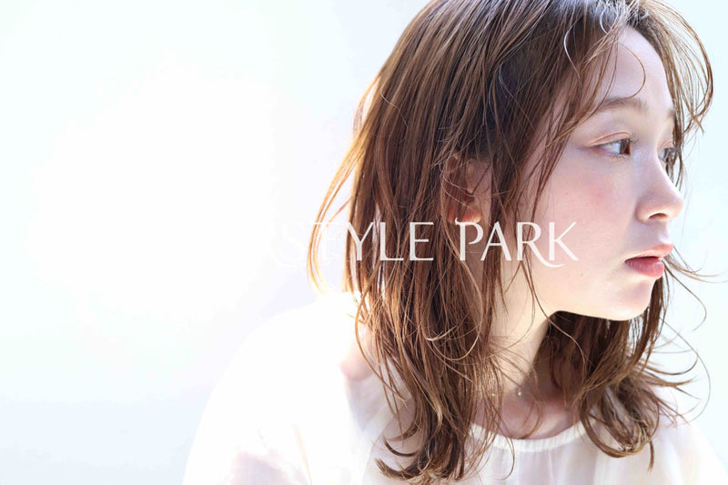 ヘアスタイル写真PhotoNo:259-3 (10) [ミディアム,ロングロブレディース,ナチュラル,モテ・愛され,カジュアルカット,カラー,パーマくびれヘア, ]