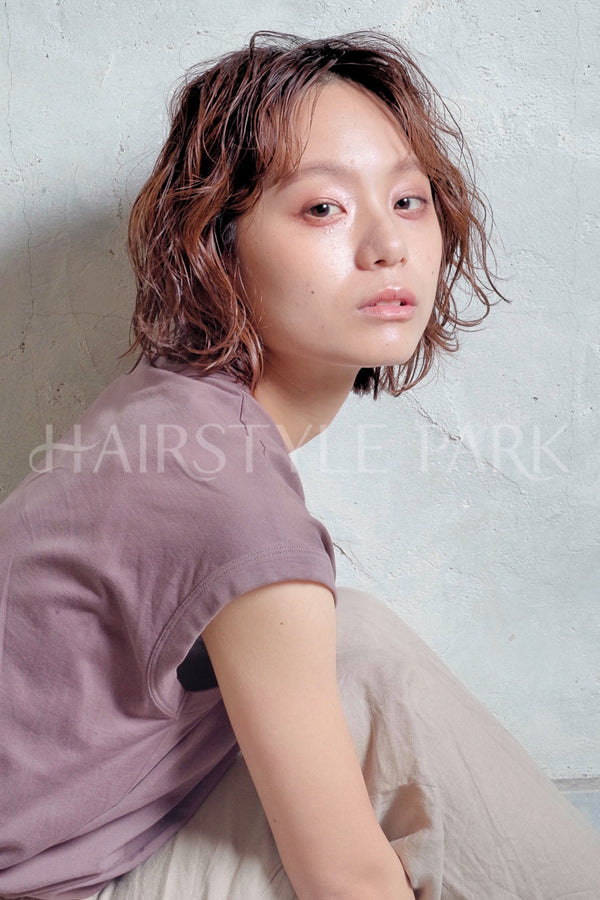 ヘアスタイル写真PhotoNo:34-1 (4)[ミディアム,レディース,カジュアル,カット,カラー,パーマ]