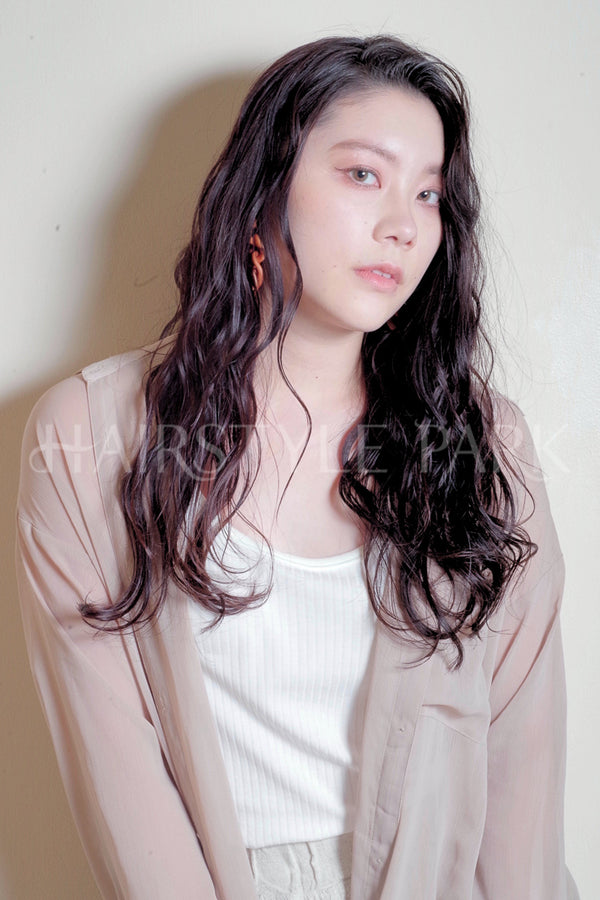 ヘアスタイル写真PhotoNo:35-1 (1)[ロング,レディース,カジュアル,カット,カラー,パーマ]