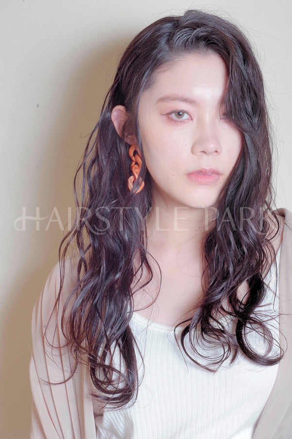 ヘアスタイル写真PhotoNo:35-1 (5)[ロング,レディース,カジュアル,カット,カラー,パーマ]