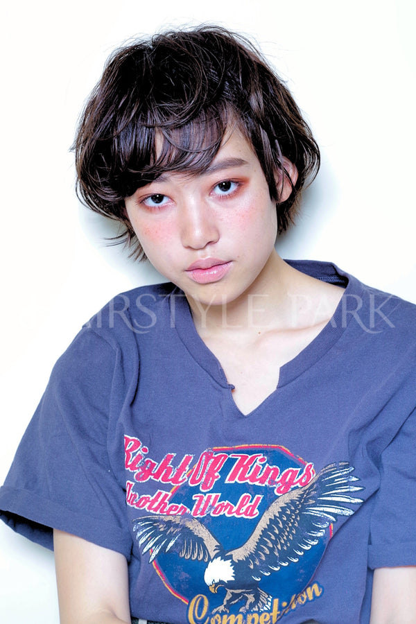 ヘアスタイル写真PhotoNo:39-1 (7)[ショート,レディース,カジュアル,カット,カラー,パーマ]