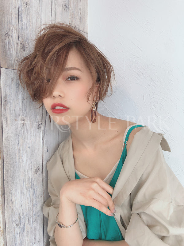 ヘアスタイル写真PhotoNo:4-1 (2)[ショート,レディース,クール / かっこいい,カット,カラー,パーマ]
