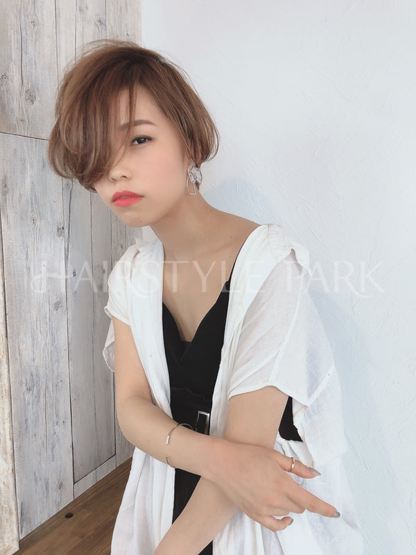 ヘアスタイル写真PhotoNo:4-2 (8)[ショート,レディース,モード,カット,カラー]