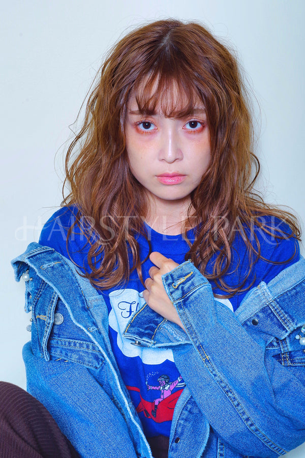 ヘアスタイル写真PhotoNo:40-2 (9)[ロング,レディース,クール / かっこいい,カット,カラー,パーマ]