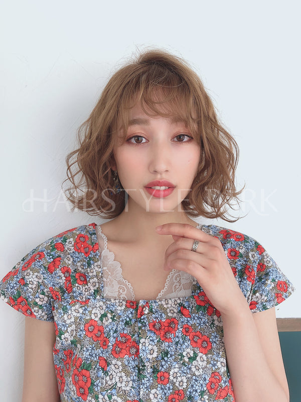 ヘアスタイル写真PhotoNo:7-1 (13)[ミディアム,レディース,モテ・愛され,カット,カラー,パーマ]