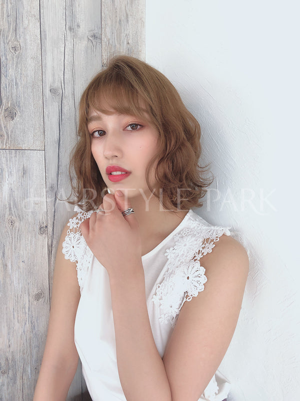 ヘアスタイル写真PhotoNo:7-2 (16)[ミディアム,レディース,ナチュラル,カット,カラー,パーマ]