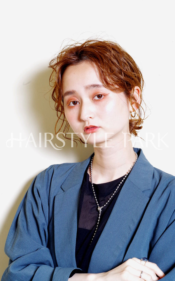 ヘアスタイル写真 [アップ・セットスタイル,レディース,ナチュラル,モテ・愛され,カット,ヘアセット, ]