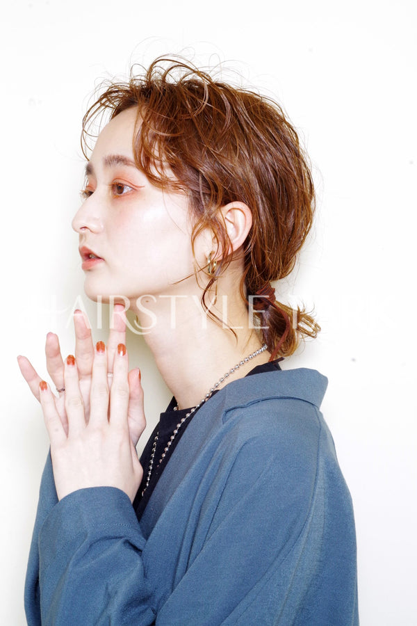 ヘアスタイル写真 [アップ・セットスタイル,レディース,ナチュラル,モテ・愛され,カット,ヘアセット, ]