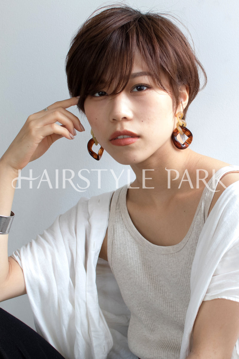 ヘアスタイル写真 [ショート,レイヤーショート,レディース,ナチュラル,モード,クール / かっこいい,カット,カラー, ]