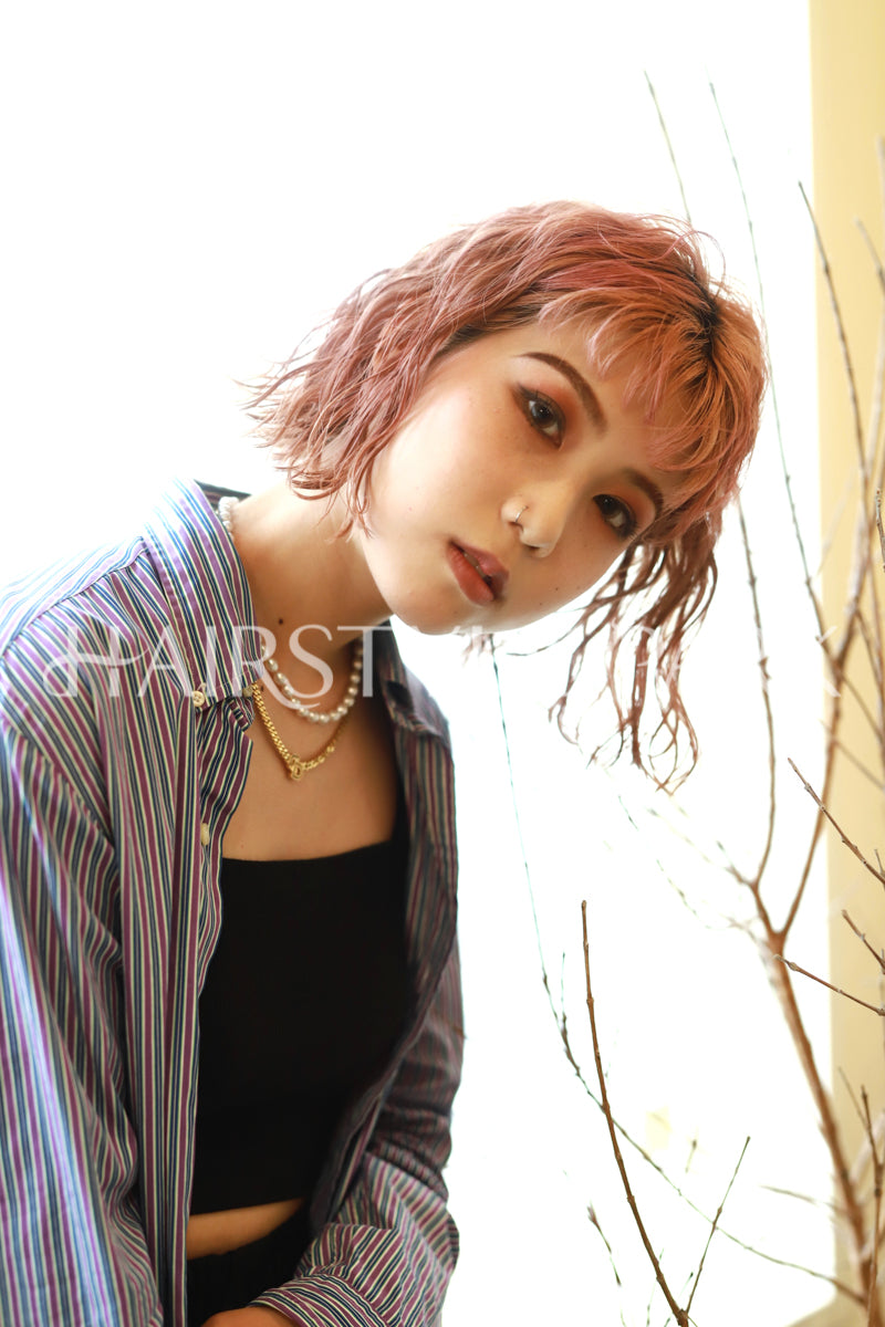 ヘアスタイル写真 [ミディアム,切りっぱなしボブ,レディース,モテ・愛され,カジュアル,クール / かっこいい,外国人風,カット,カラー,パーマ, ]