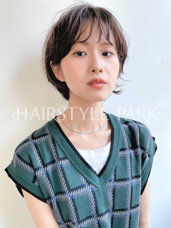 ヘアスタイル写真 [ショートミディアム,ショートボブ,レイヤーショート,レディース,ナチュラル,オフィス / コンサバ,カット,カラー, ]